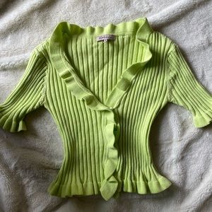 BCBG like green ribbed frill sleeve button top size S never worn